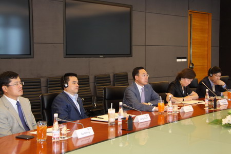 于旭波总裁接睹接睹会里好国农业部总经济师